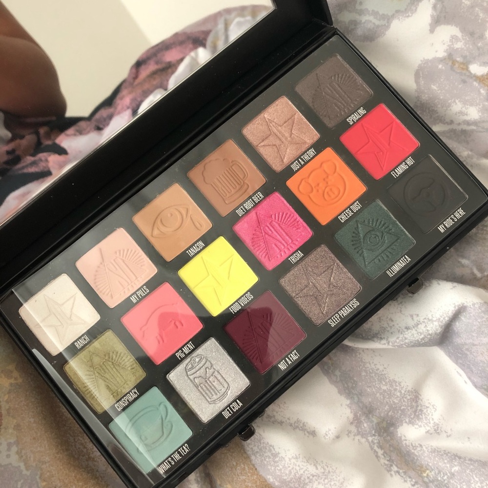 Jeffree Star Conspiracy Palette